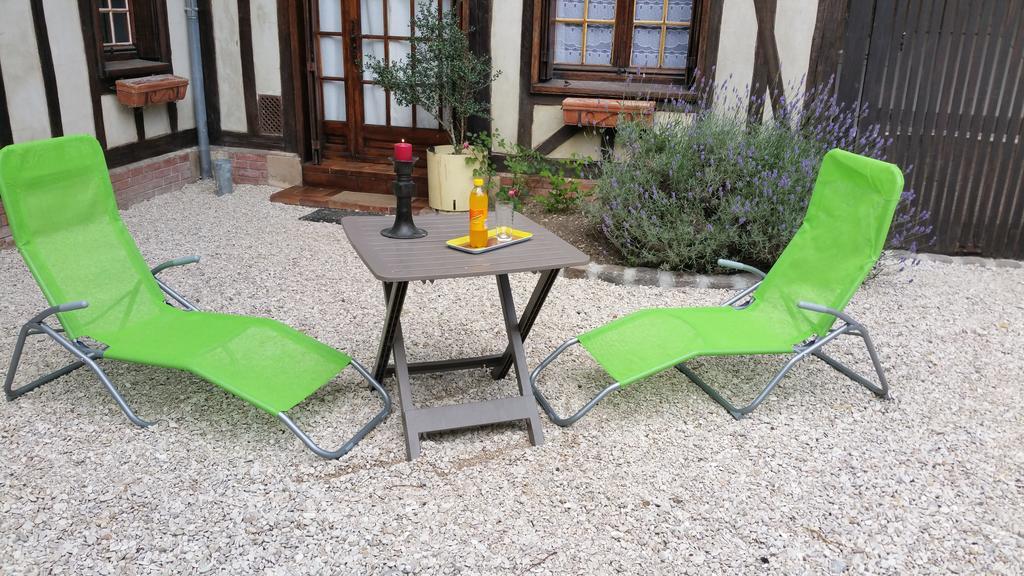 Le Gite De Laurence Villa Sainte-Liviere Esterno foto